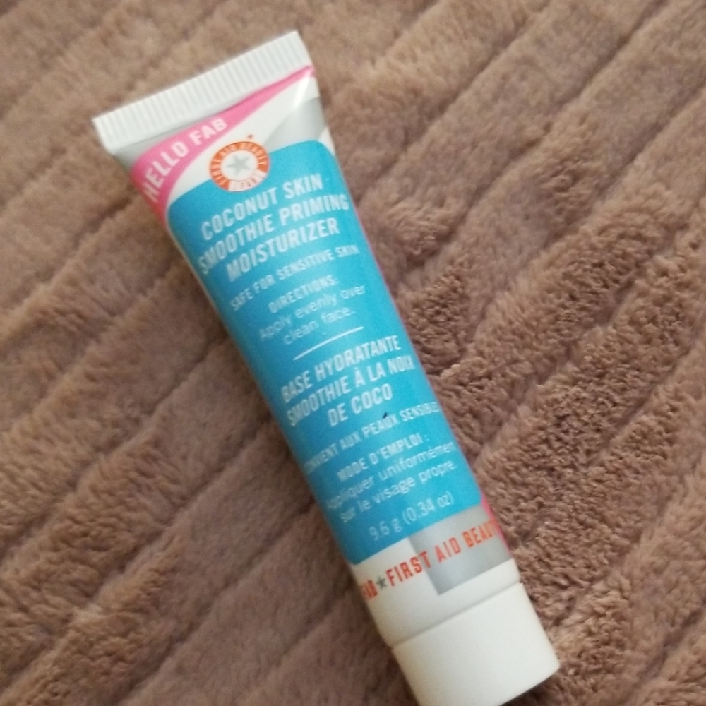 First Aid Beauty Priming Moisturizer